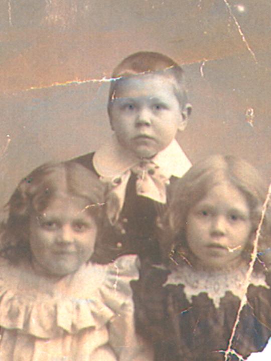 De drie kinderen van Hendrik & Anna: Anna, Geertruida & Hendrik Kuiters